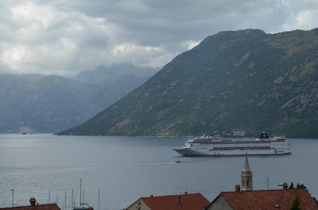 Apartments Dobrisa Kotor Værelse billede