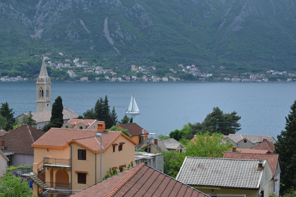 Apartments Dobrisa Kotor Eksteriør billede